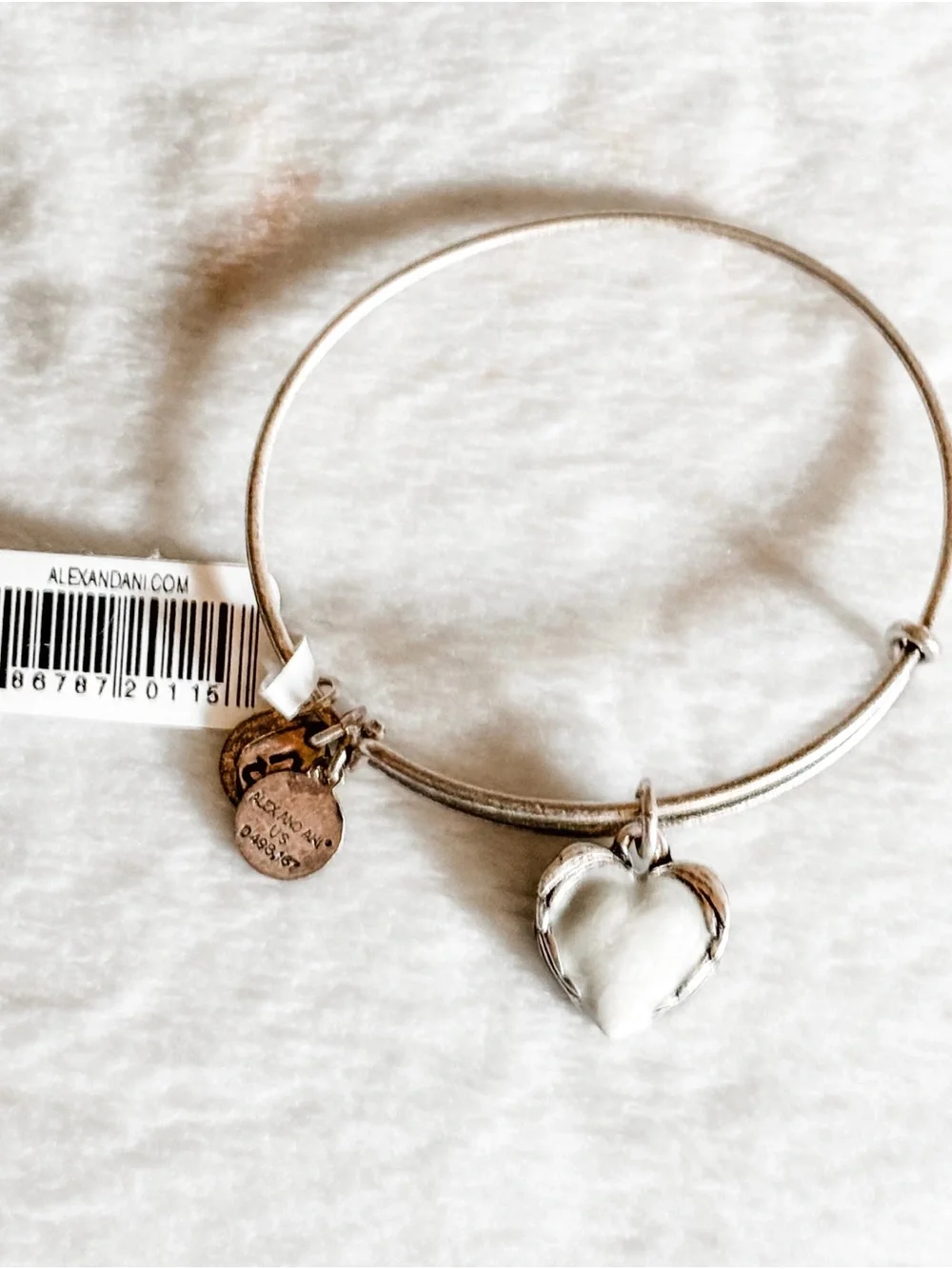 NWT! Guardian Of The Heart Pearl Charm Bangle Bracelet - Silver
